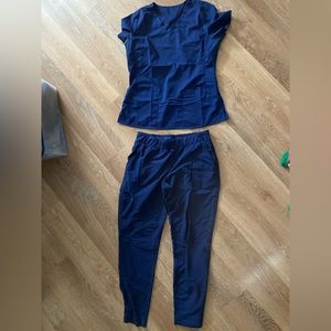 Barco One Wellness Scrub Set